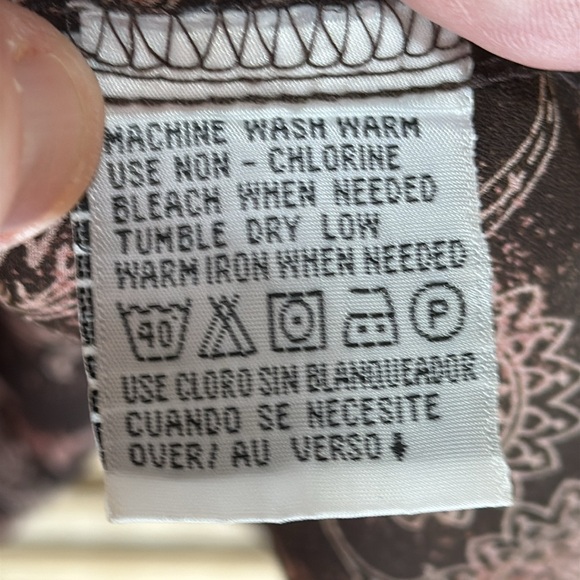 Russ Women's Blouse - Black and Brown Paisley 20W - Picture 9 of 10